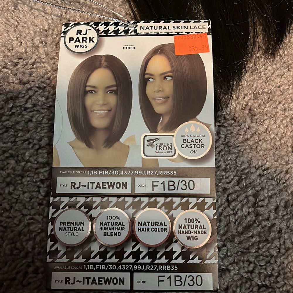 Wig - Picture 3 of 3